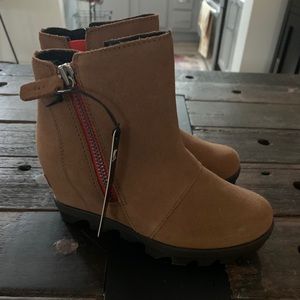 NWT Sorrel Boots